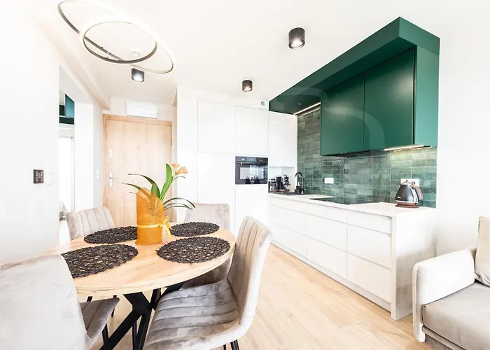 M&m Nr 646 Z Widokiem Na Morze *