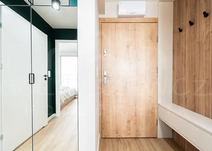 M&m Nr 646 Z Widokiem Na Morze *